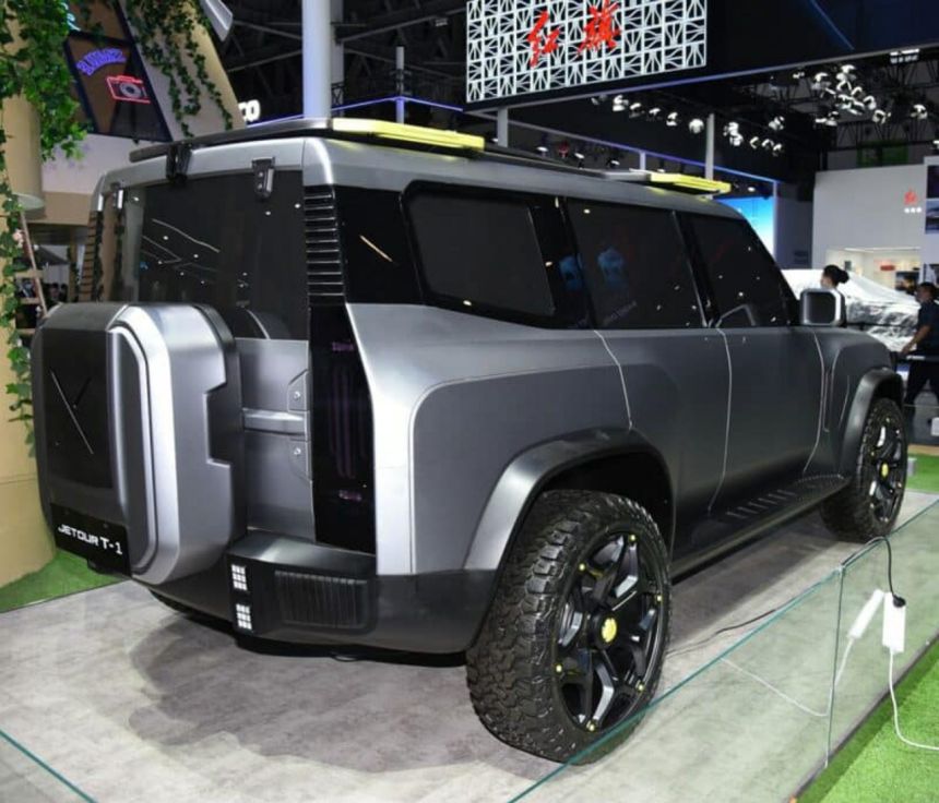 Chery Jetour T-1 looks like a Bronco/Defender lovechild image