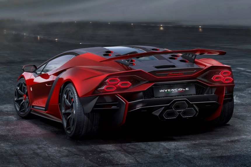 Lamborghini ending unassisted V12 era with two one-off supercars image