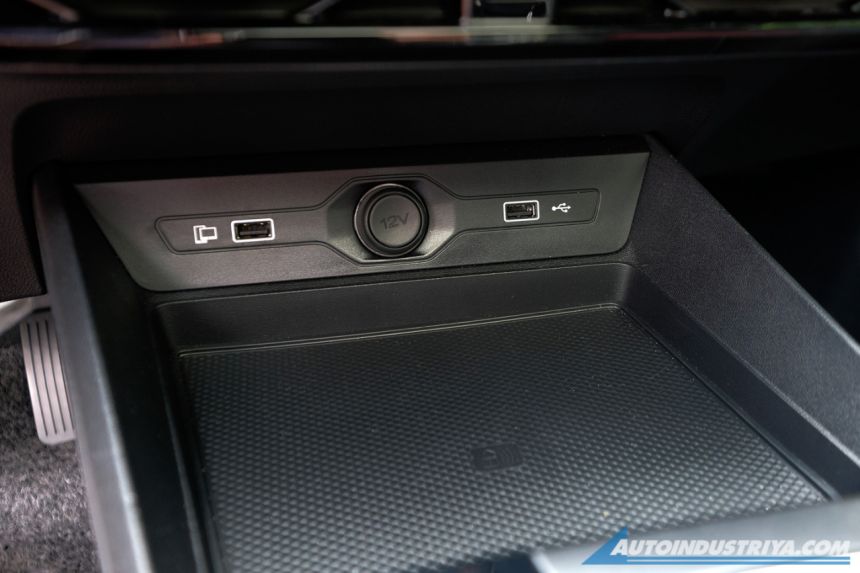 2023 MG GT Sport 1.5L Turbo TST image