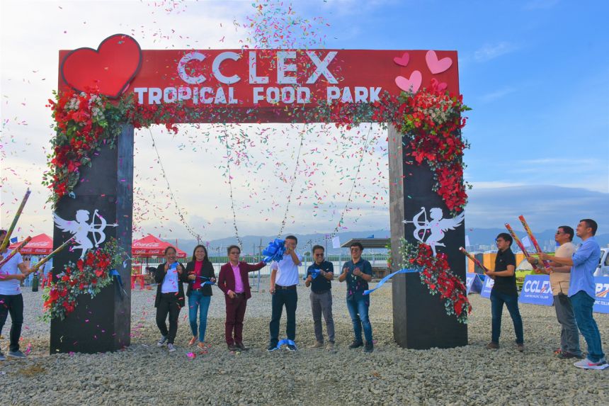 Cebu-Cordova Link Expressway opens food park beside toll plaza image