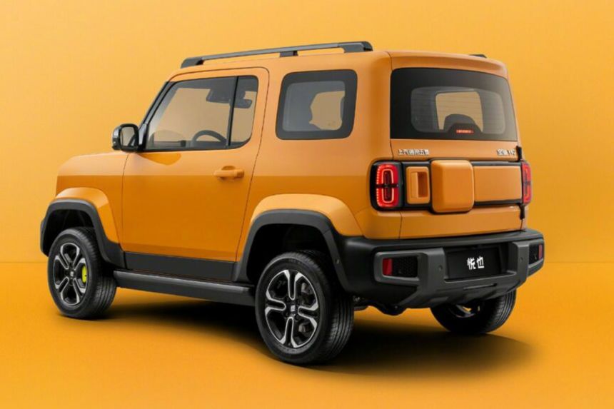 Yep, Baojun has a Jimny-sized EV fighter image