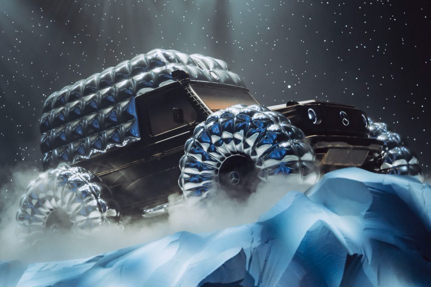 Mercedes-Benz, Moncler just gave the G-class its winter jacket image