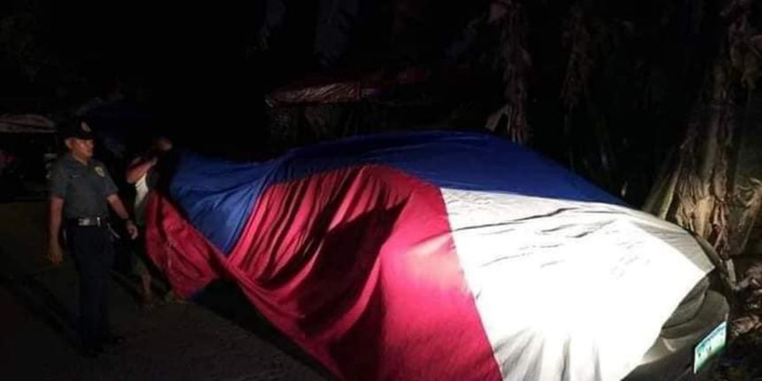 Man arrested in Iloilo for using PH flag as car cover image