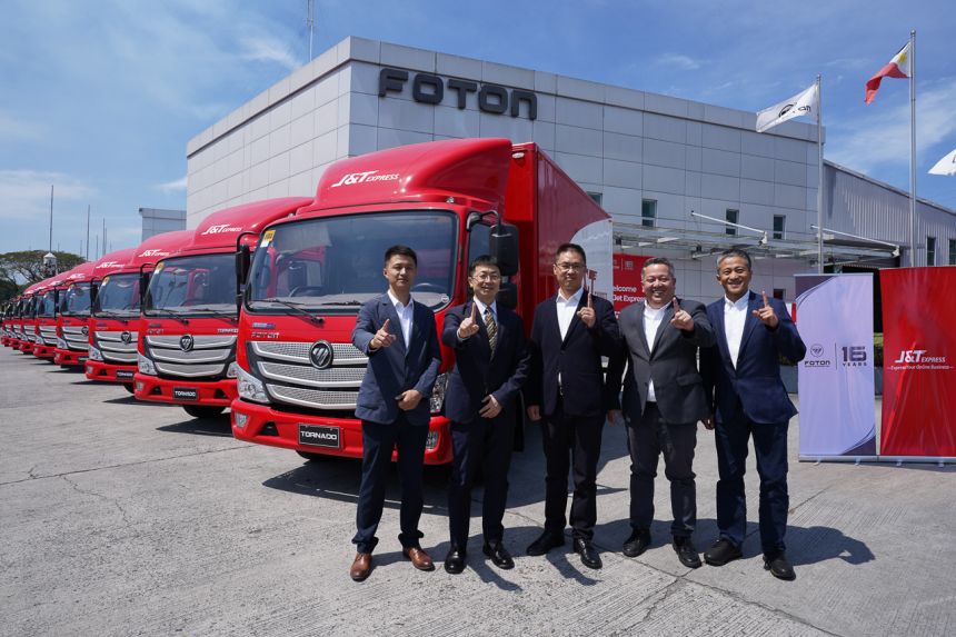 Foton PH turns over 300 new trucks to longtime partner J&T Express image