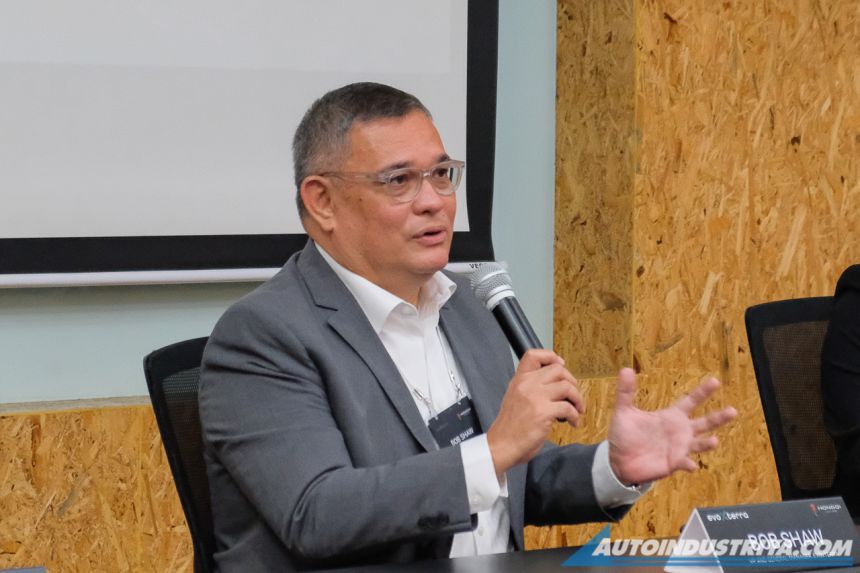 E.O. 12 brought Hongqi E-HS9 price under PHP 5 million image