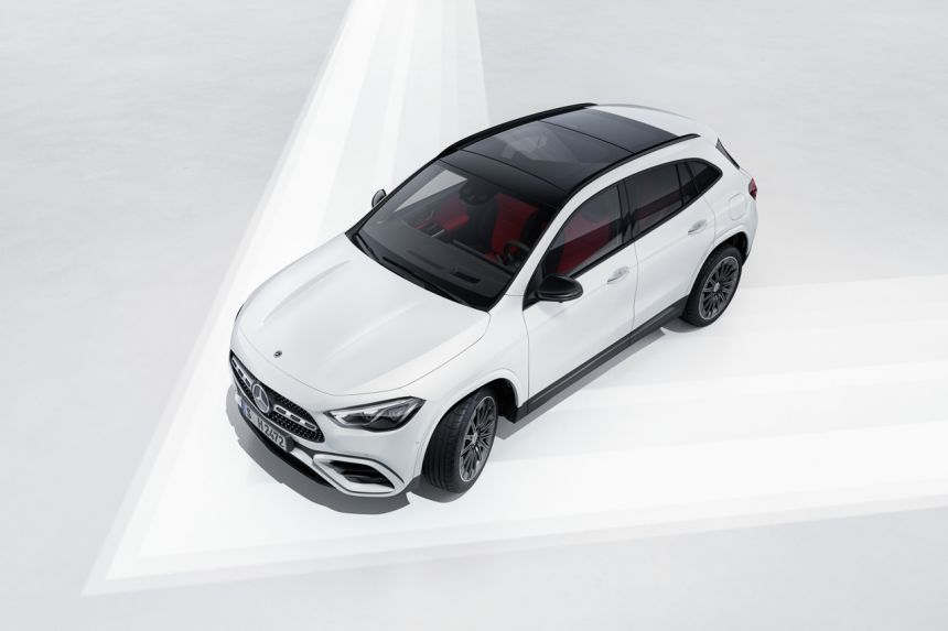 Mercedes-Benz GLA gets exterior, interior updates for 2023 image