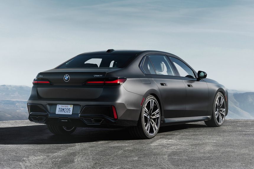 2023 BMW 7 Series launching in PH, will we also get i7 EV? image