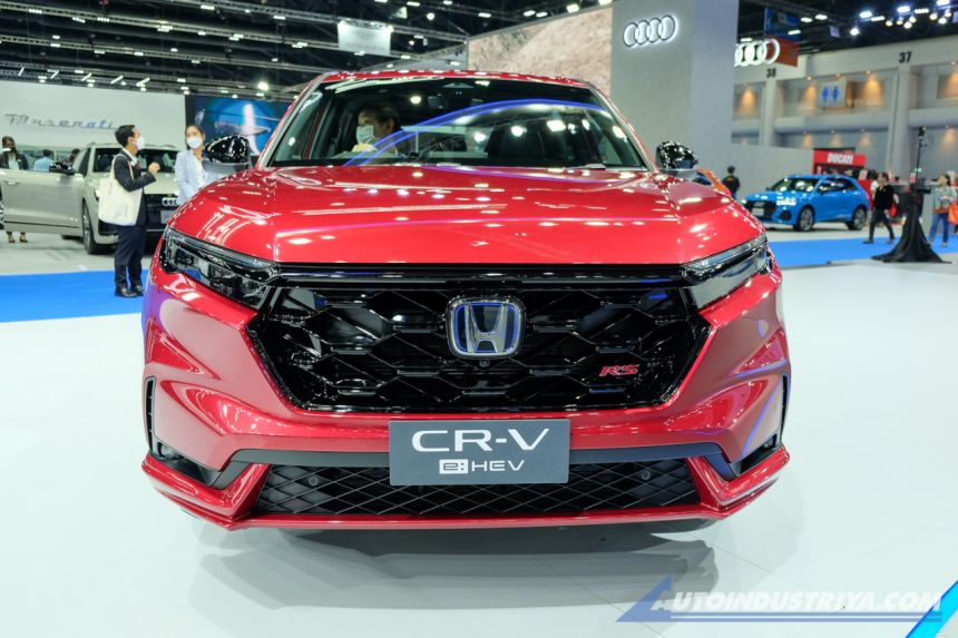 2023 Honda CR-V debuts in Thailand, no turbo-diesel image