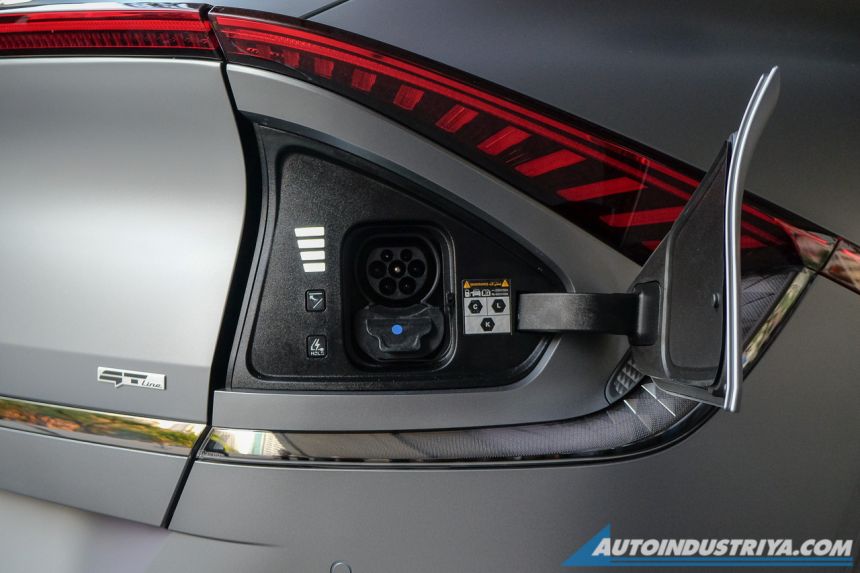 Kia selling 2023 EV6 GT-Line for PHP 3.788M image