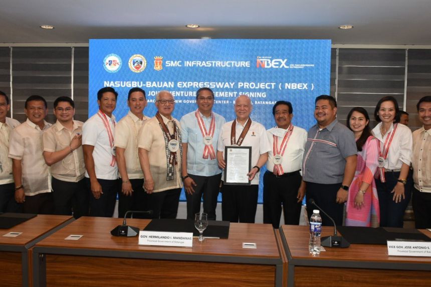 61-km Nasugbu-Bauan Expressway project signed by SMC, Batangas image