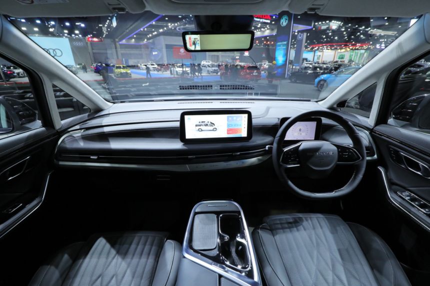 BIMS 2023: MG previews all-electric, but confusing Maxus 9 MPV image