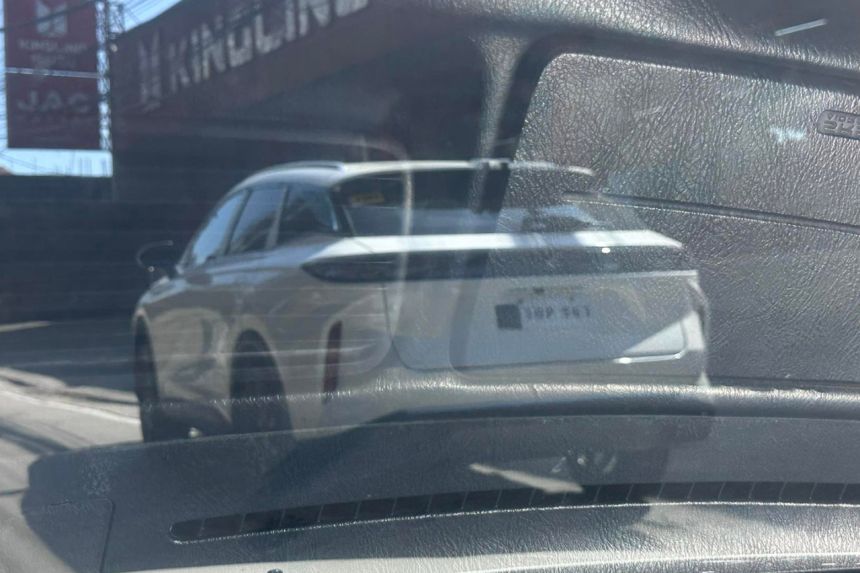 2023 Exeed Yaoguang spotted testing image