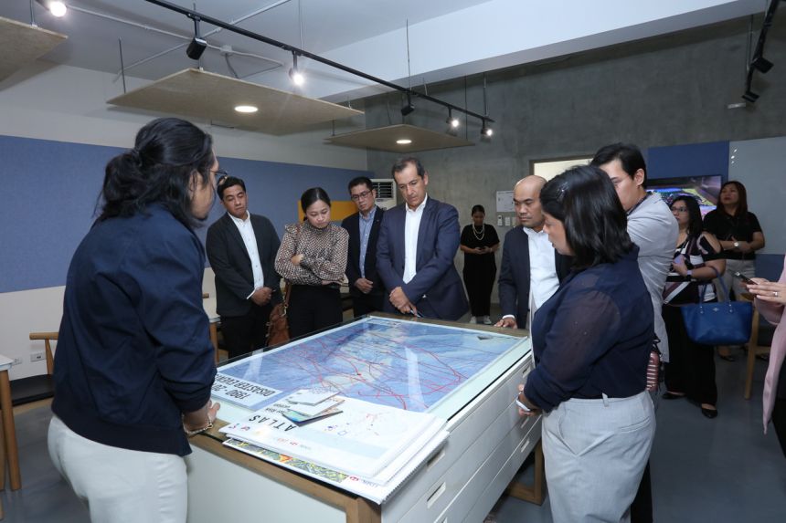 Nissan Leaf EV to aid in PH disaster response image