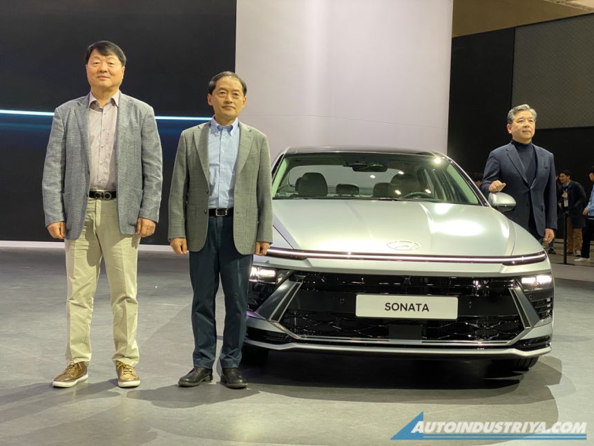 Seoul 2023: Sharper-looking Hyundai Sonata makes public appearance image