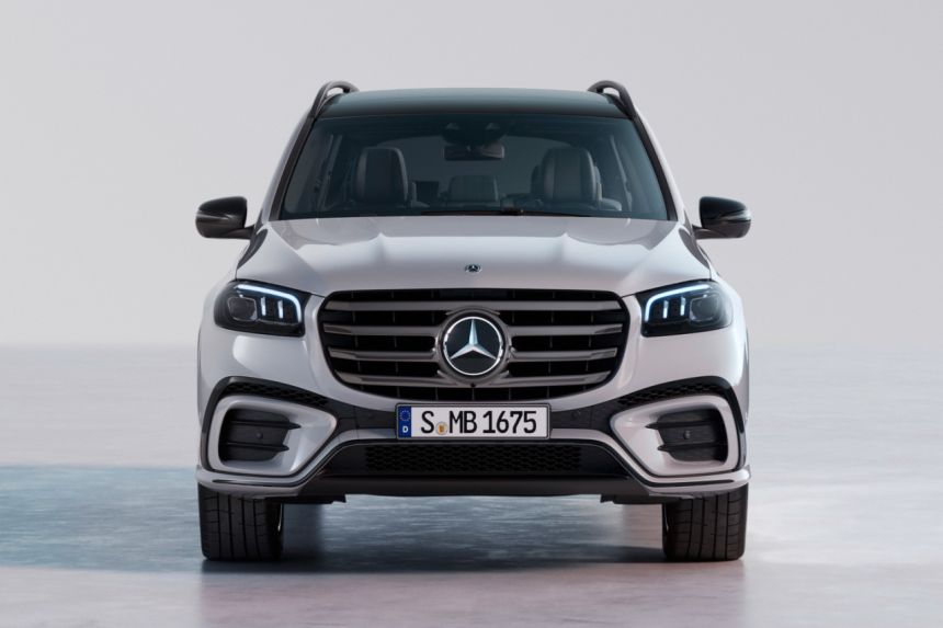 Mercedes-Benz slightly tweaks flagship GLS SUV for 2024 image