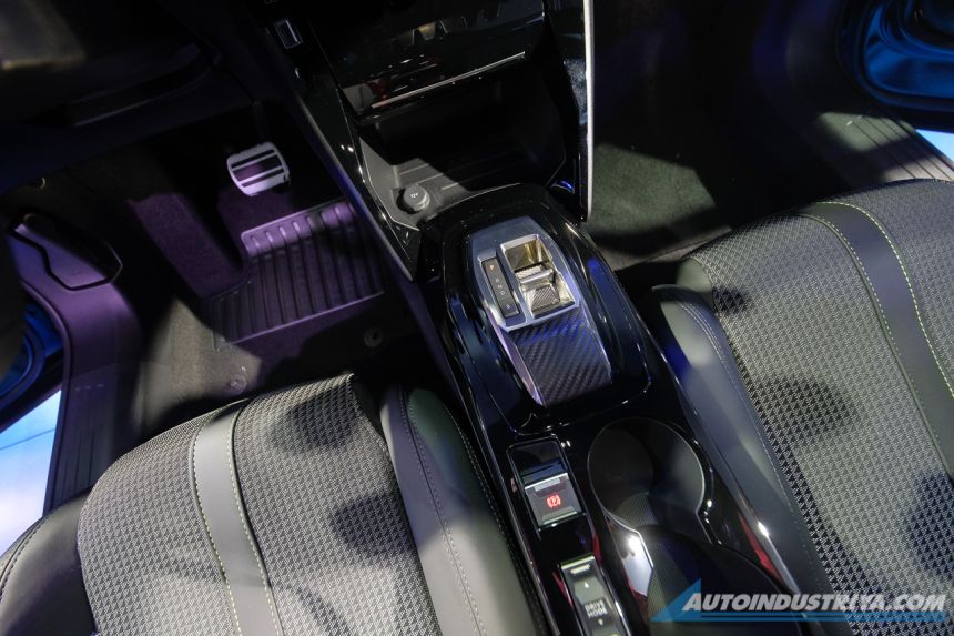 MIAS 2023: Peugeot wants to electrify PH with e-2008 EV image