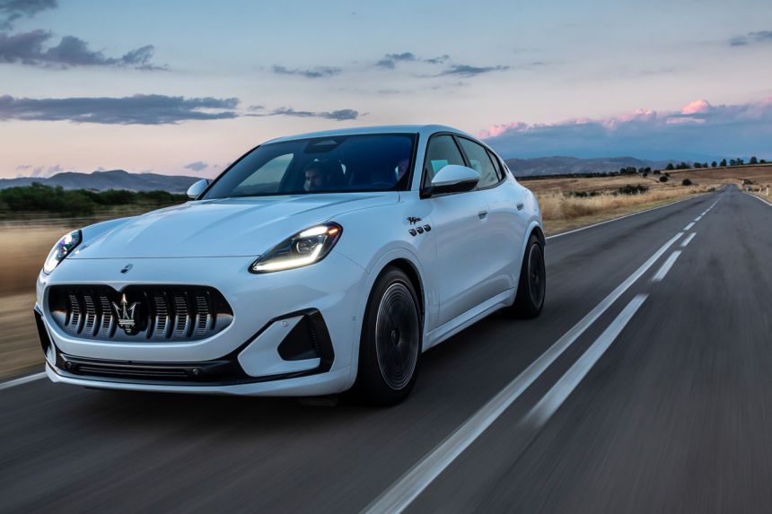 Shanghai 2023: Maserati Grecale Folgore has its sights on BMW iX image