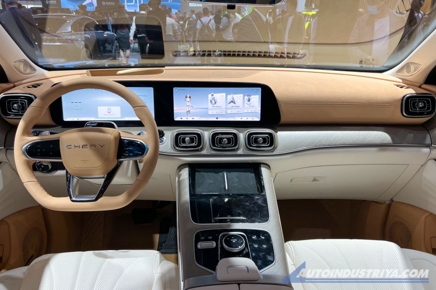 Shanghai 2023: Chery Tiggo 9 flagship SUV makes public debut image