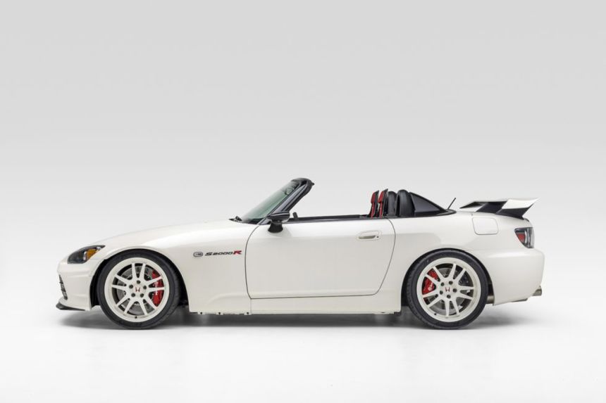 S2000R: Honda's roadster reborn with Civic Type R heart image