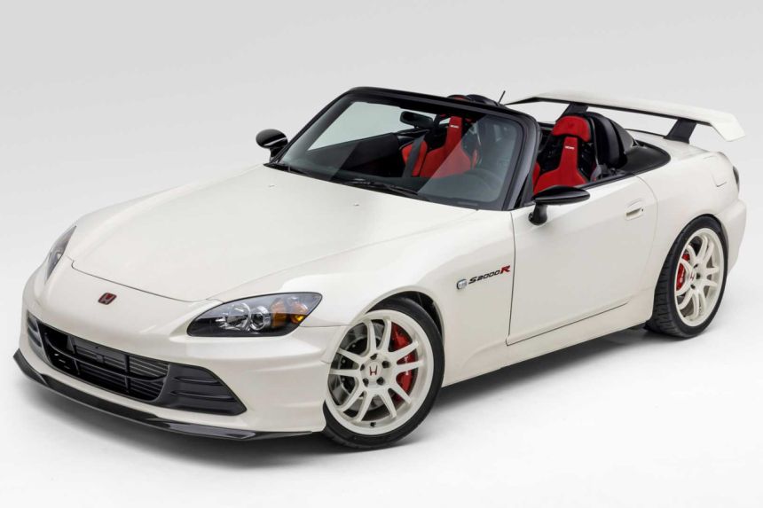 S2000R: Honda's roadster reborn with Civic Type R heart image