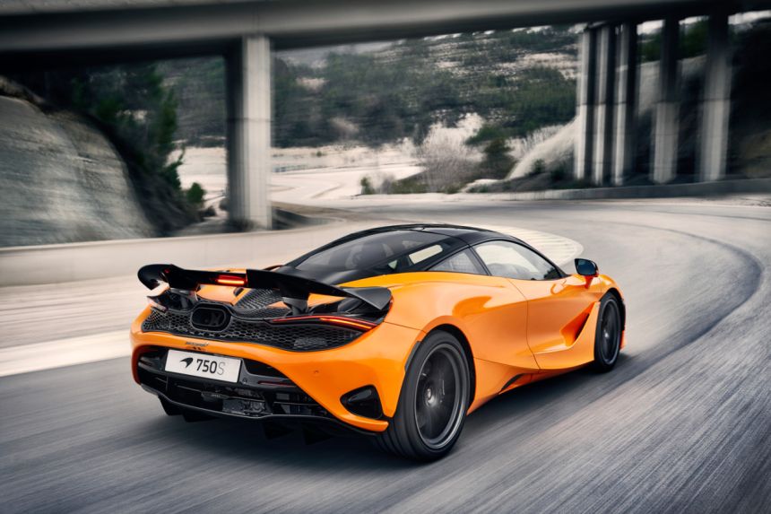2024 McLaren 750S sticks to &ldquo;old school&rdquo; supercar formula image