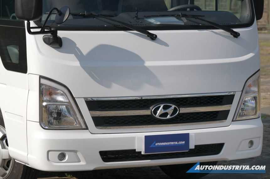 Bus Review: Hyundai County New Breeze image