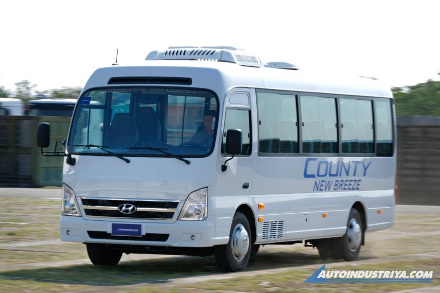 Bus Review: Hyundai County New Breeze image