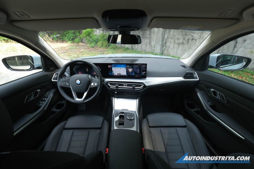 2023 BMW 318i Sport 2.0L Turbo 8-AT image
