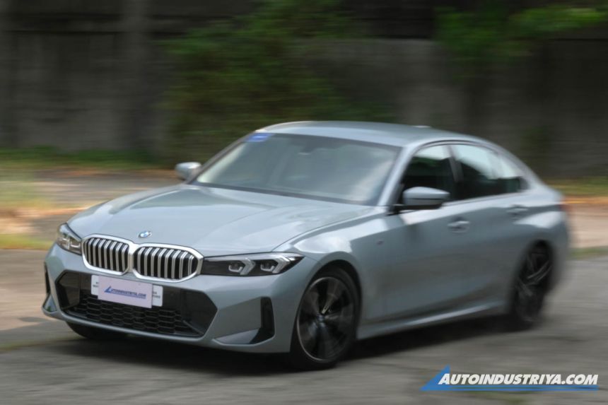 2023 BMW 318i Sport 2.0L Turbo 8-AT image