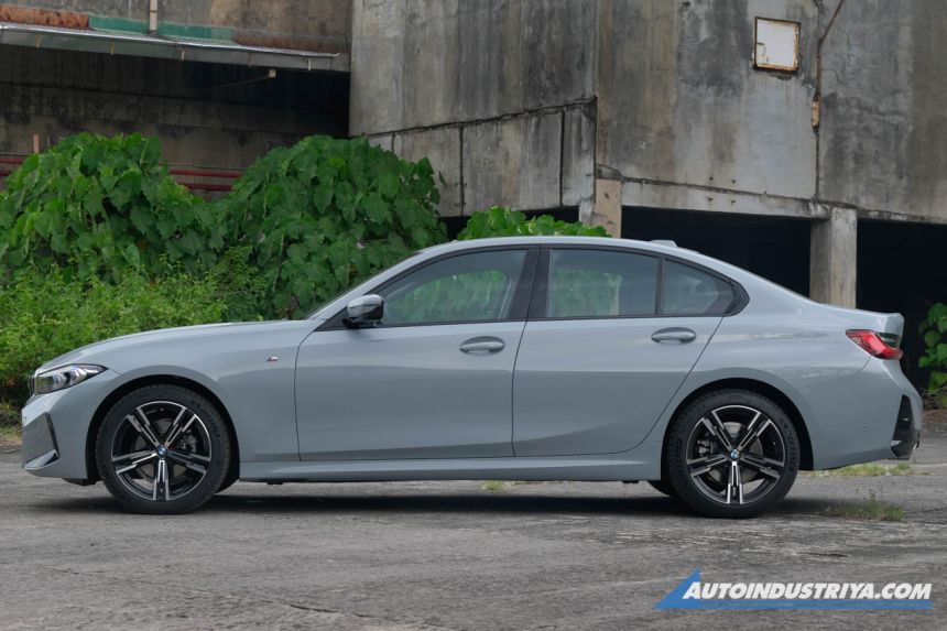2023 BMW 318i Sport 2.0L Turbo 8-AT image