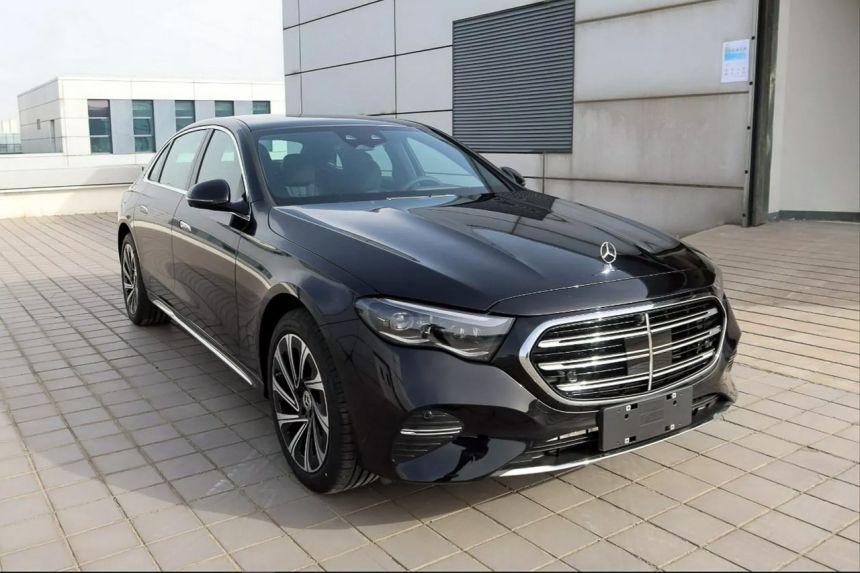 2024 Mercedes-Benz E-Class to get long wheelbase version image