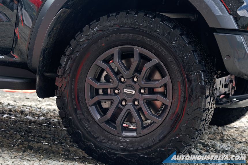 PHP 2.339-million next-gen Ford Ranger Raptor unleashed image