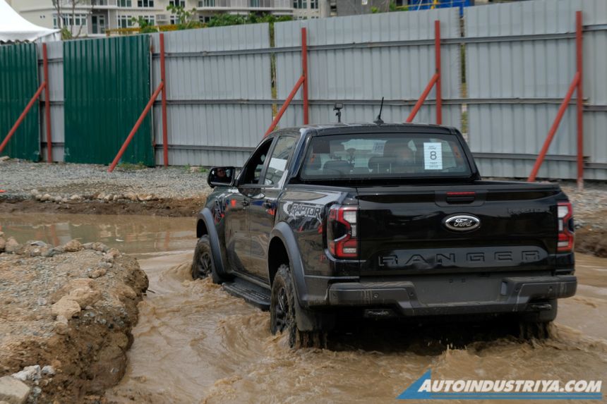 PHP 2.339-million next-gen Ford Ranger Raptor unleashed image