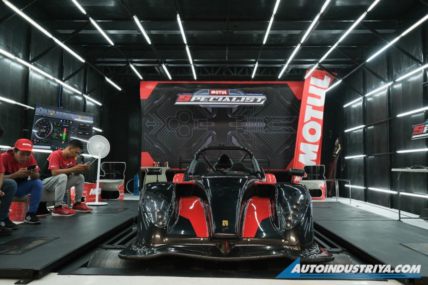 Motul Flagship showroom opens in the Philippines image