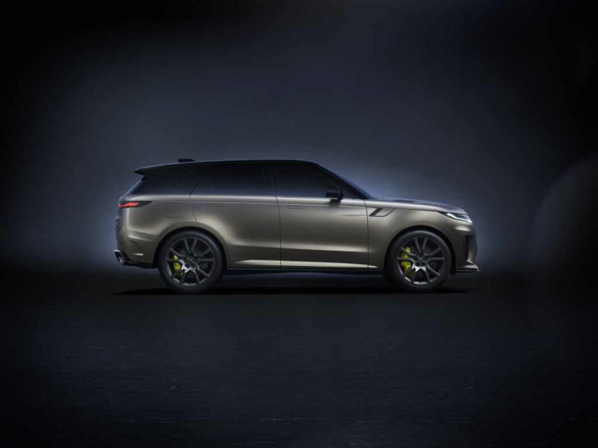 2024 Range Rover Sport SV gets BMW-sourced 635 PS V8 image