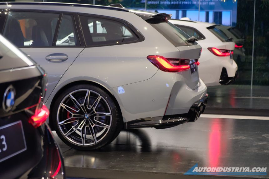 BMW PH launches Touring versions of 3 Series, M3 image