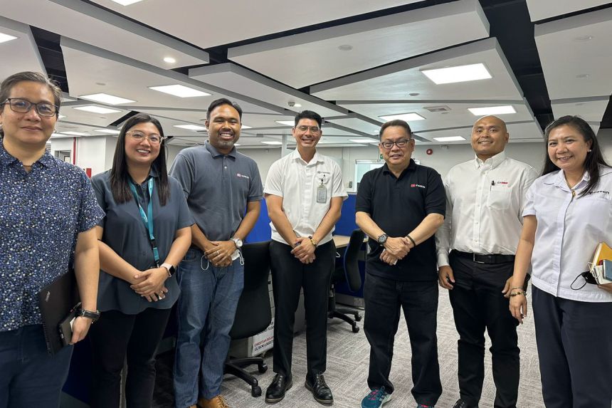 DB Schenker logistics chooses Foton Tornado EV truck image