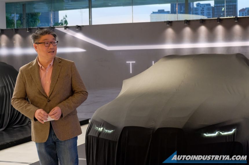 BMW 7 Series: Do PH customers prefer 735i or i7 EV? image