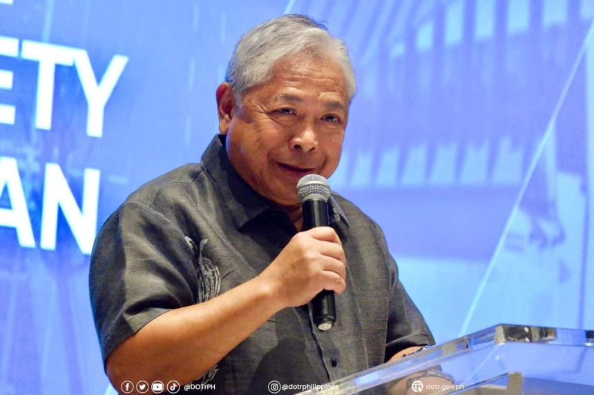 DOTr plans to have 500,000 driver's license cards by July 2023 image