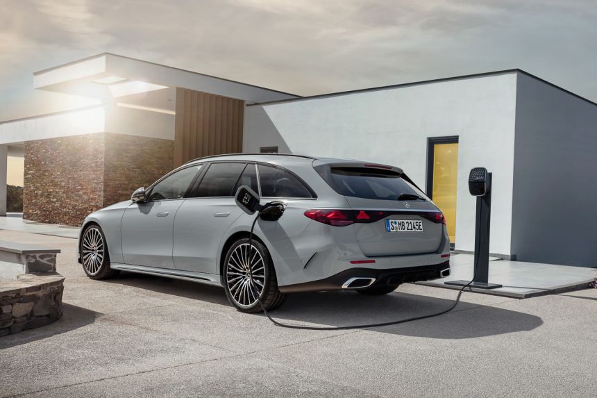 2024 Merc E-Class Estate image