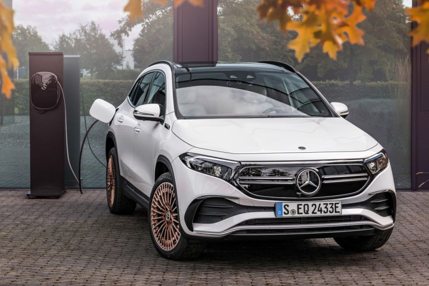 Mercedes-Benz PH: First all-electric EQ model coming this year image