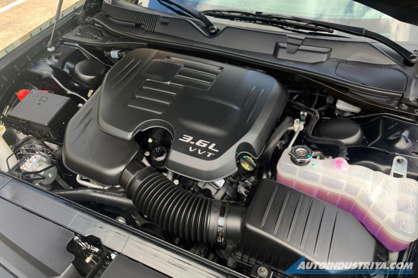 2023 Dodge Challenger GT AWD now in PH dealerships image