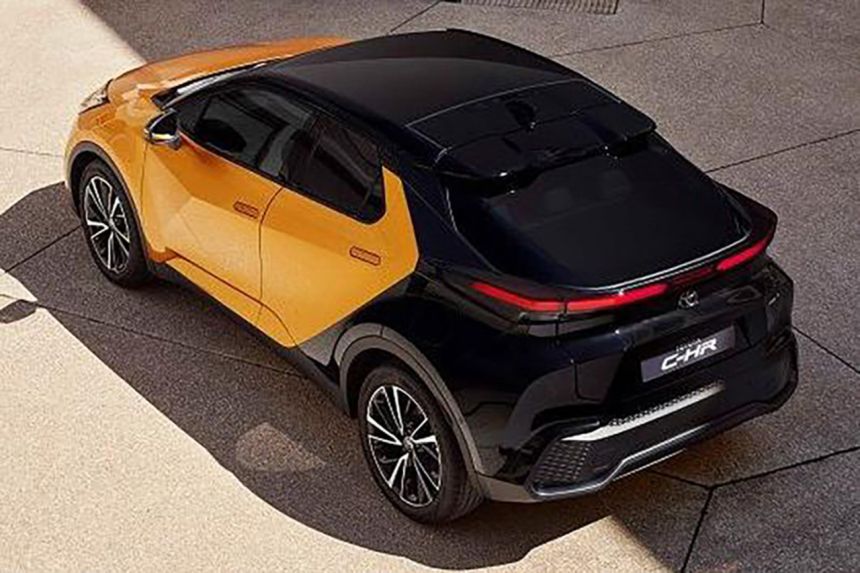 2024 Toyota C-HR leaked before official debut image