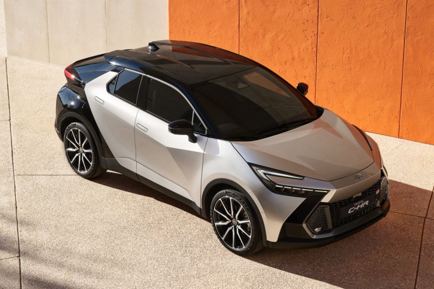 2024 Toyota C-HR gets new PHEV variant image