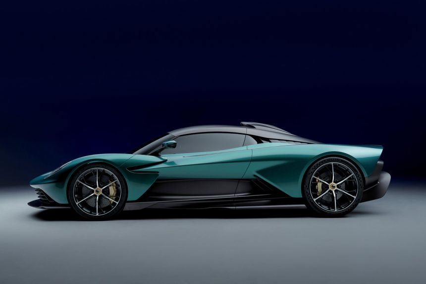 Aston Martin to make high-performance BEVs with Lucid Motors image