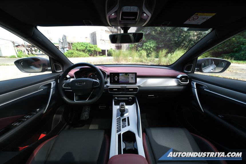 Spec Check: 2023 GAC GS3 Emzoom vs Geely Coolray SE image