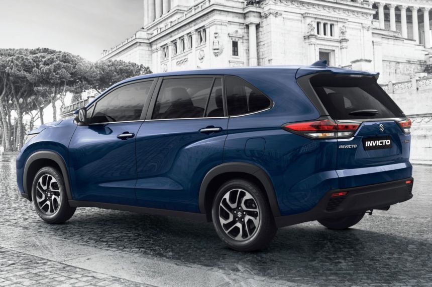Electrified Twinning: Suzuki's Zenix is the Invicto MPV image