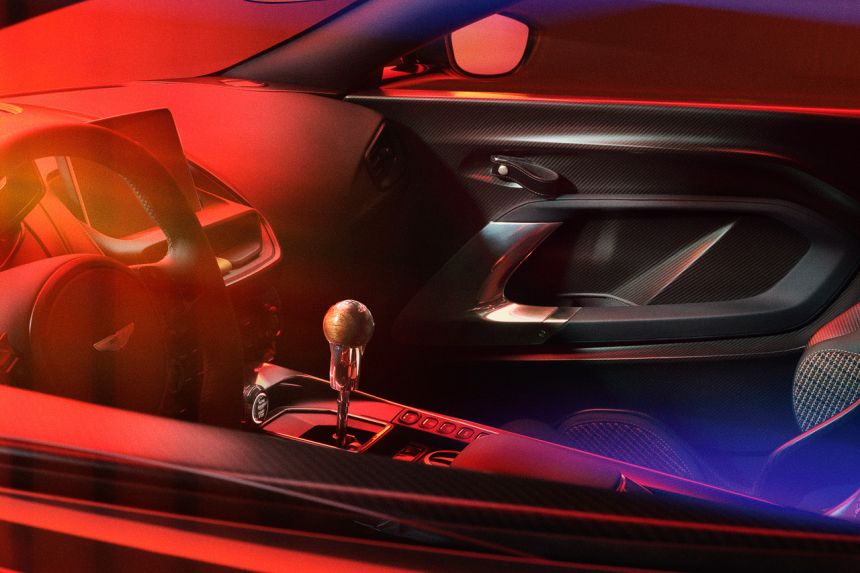 Aston Martin Valour V12 manual image