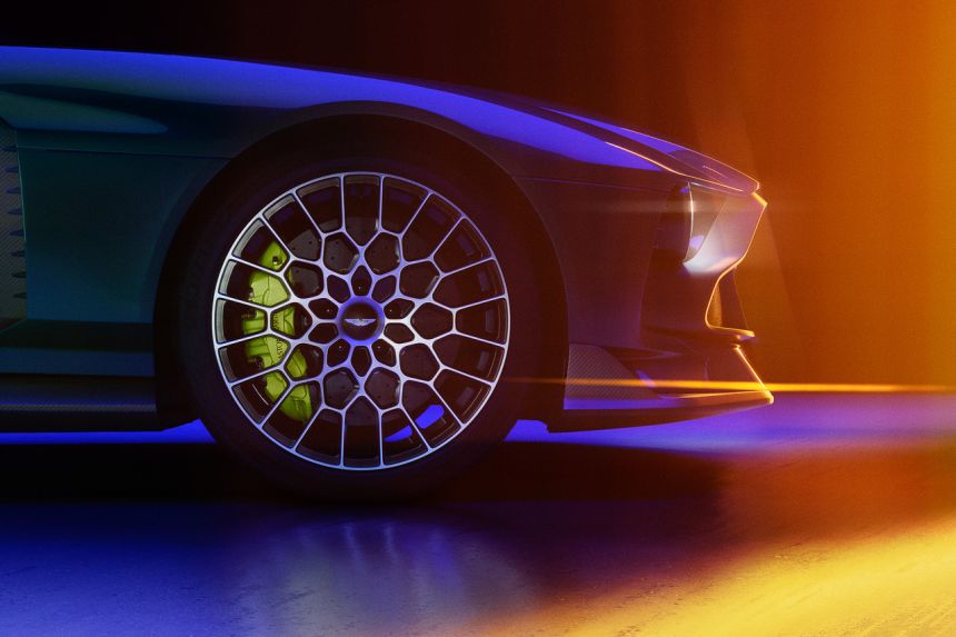 Aston Martin Valour V12 manual image