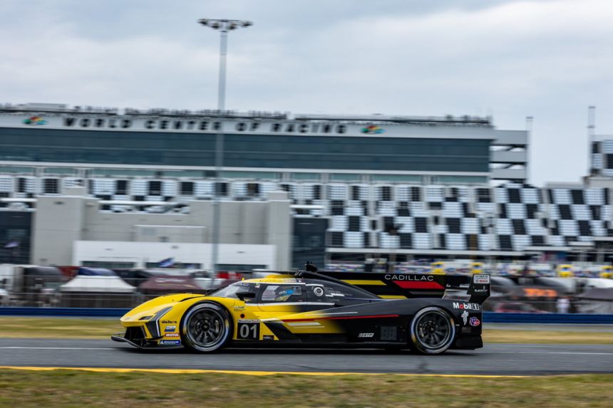 2023 Daytona 24: Acura takes pole in multi-brand hypercar battle 2023 Daytona 24: Acura takes pole in multi-brand hypercar battle image